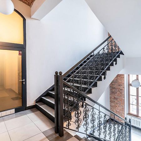 Apartament Z Osobna Sypialnia W Pieknej Kamienicy W Centrum Wroclaw Dış mekan fotoğraf