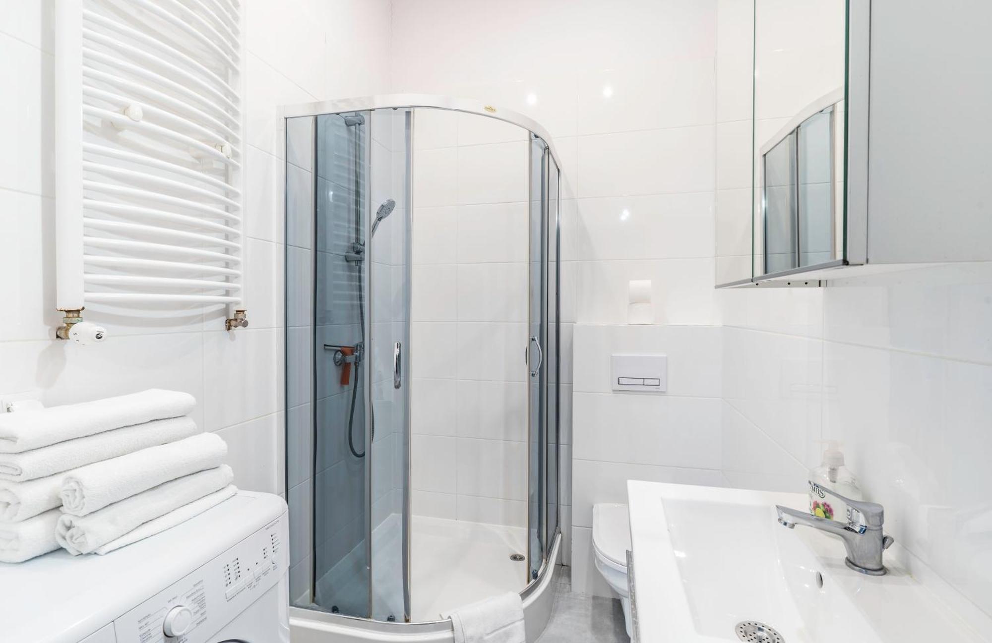 Apartament Z Osobna Sypialnia W Pieknej Kamienicy W Centrum Wroclaw Dış mekan fotoğraf